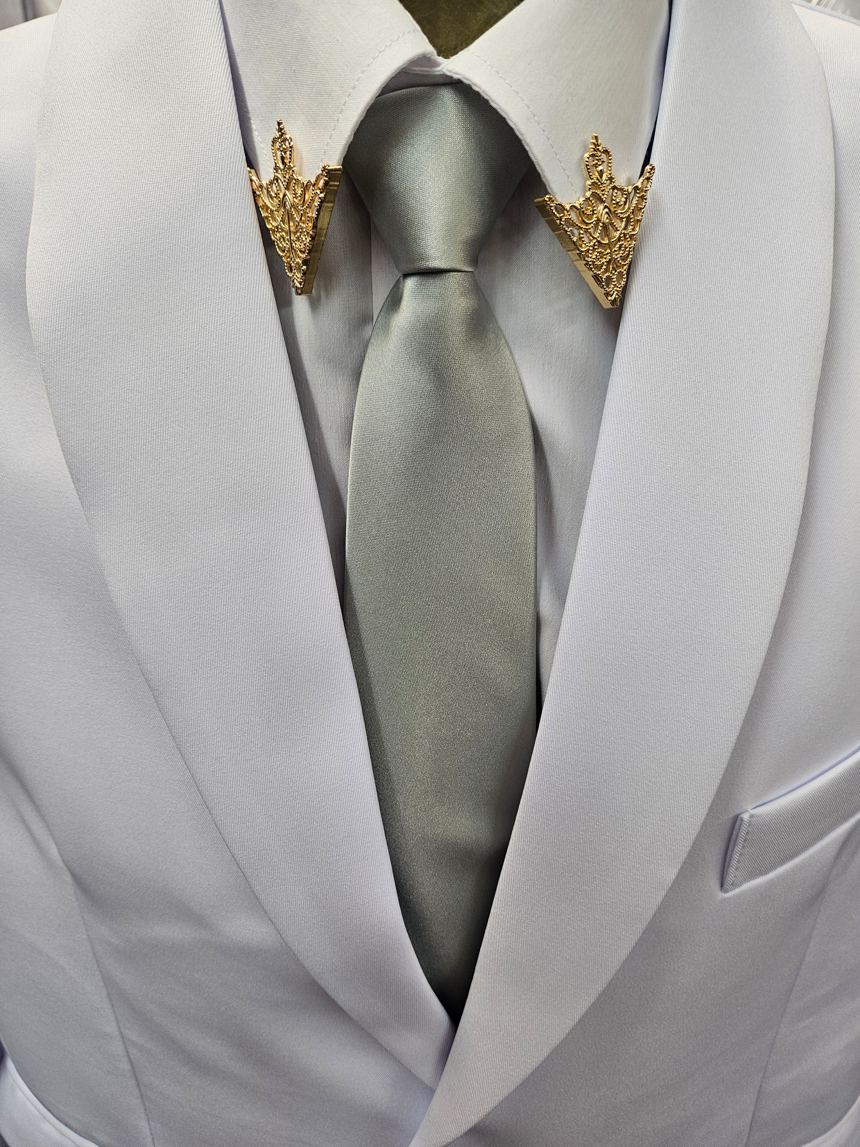 Plain Suit - White (Dinner) data-zoom=